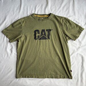 CAT Caterpillar Trademark T-Shirt Green Work Tee Men's Size Medium Short Sleeve